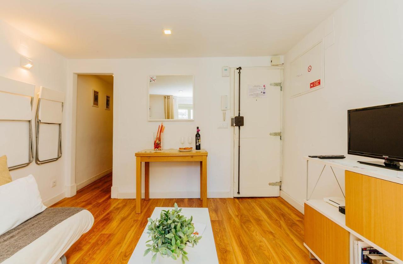 Rent4Rest Bairro Alto Charming 1Bd Apartment Лиссабон Экстерьер фото